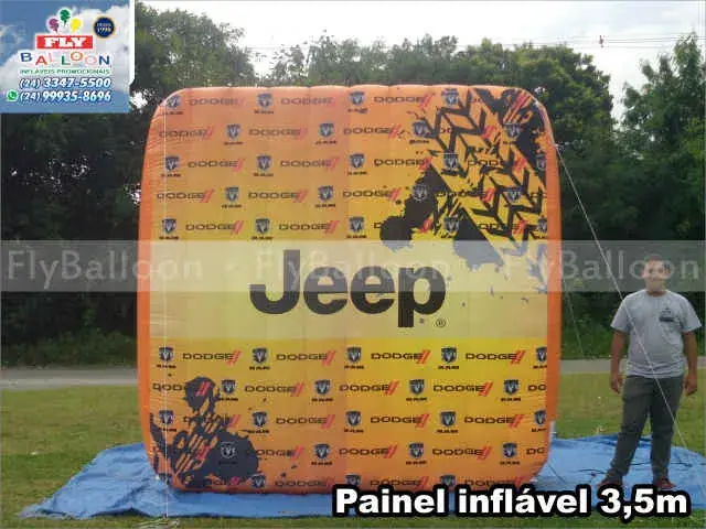 Painel inflável promocional Jeep